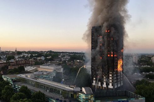 Sedikitnya 30 Orang Terluka dalam Kebakaran Apartemen di London