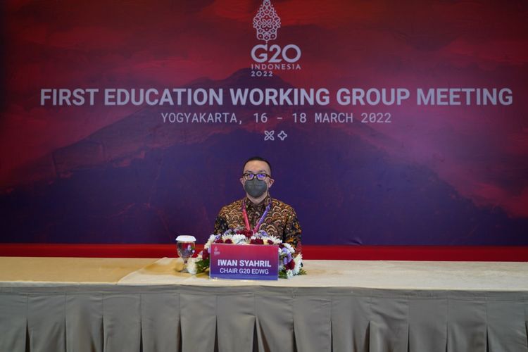 Direktur Jenderal Guru dan Tenaga Kependidikan Kemendikbudristek Iwan Syahril, selaku Ketua Kelompok Kerja Pendidikan G20 (Chair of Education Working Group)