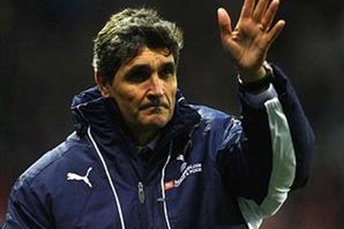 Juande Ramos resmi mengundurkan diri dari jabatan pelatih Tottenham Hotspur, Sabtu (25/10).