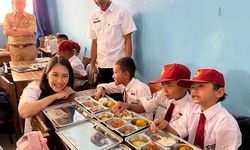 Tinjau SPPG di Bogor, Wamendukbangga Tegaskan Pentingnya Program MBG untuk Wujudkan Indonesia Emas 2045