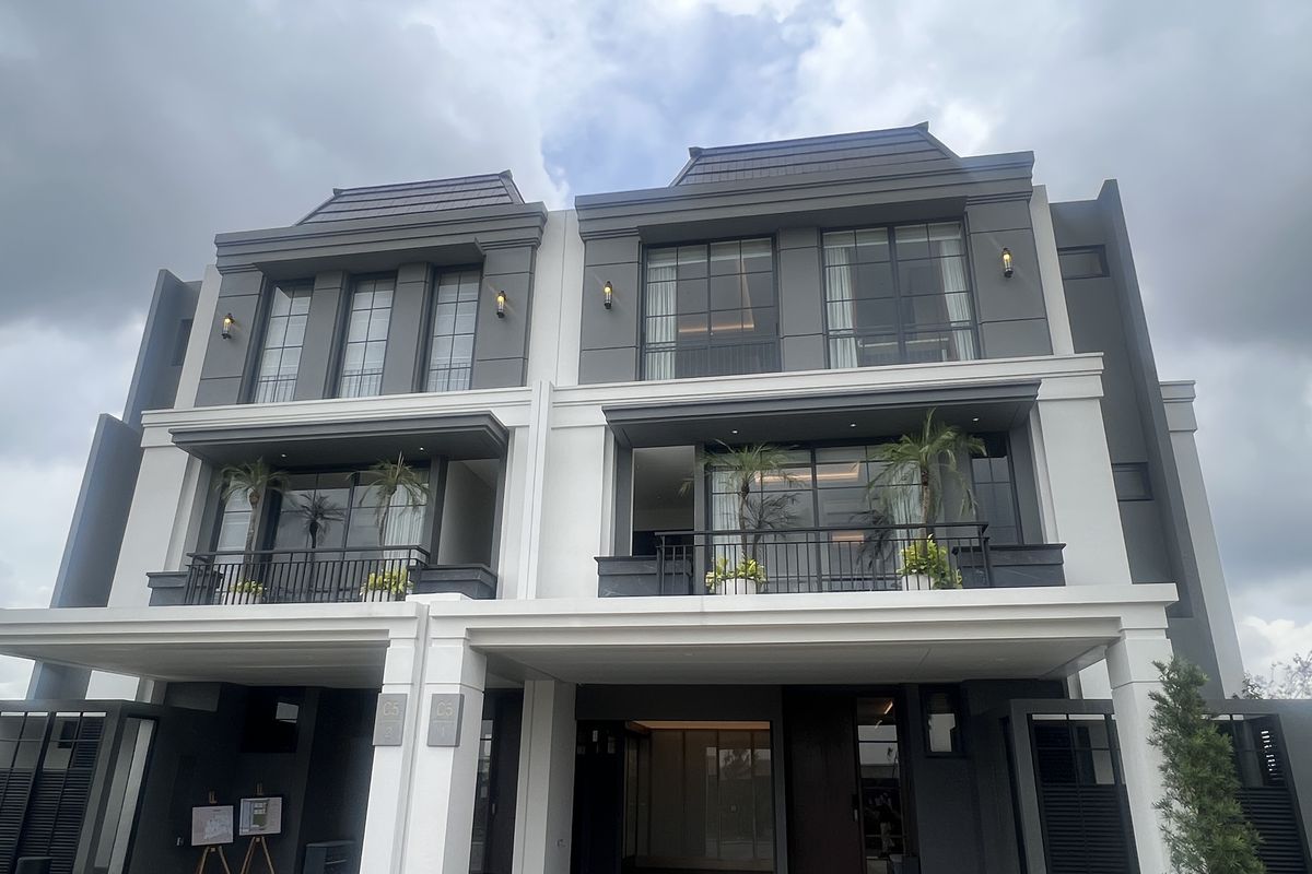 Sinarmas Land telah resmi meluncurkan proyek residensial ramah lingkungan di kawasan BSD City, Tangerang, Rabu (19/2/2025).

Proyek residensial yang diluncurkan secara bertahap ini pun mendapagkan sertifikat bangunan tingkat emas pertama di Tanah Air dari Green Building Council Indonesia (GBCI).