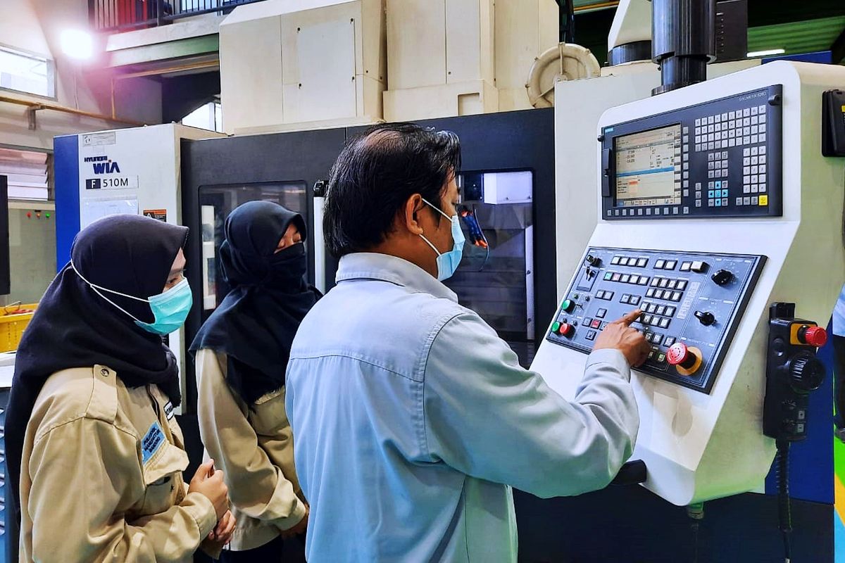 Direktorat Pendidikan Tinggi Vokasi dan Profesi (PTVP) meluncurkan Program Bantuan Pemerintah Fasilitasi Magang Mahasiswa Vokasi Periode Tahun 2021 pada Sabtu (13/3/2021). 