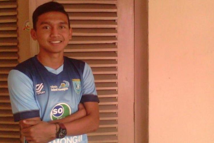 Dendy Sulistyawan, striker binaan Persela Lamongan yang kini membela Bhayangkara FC. 