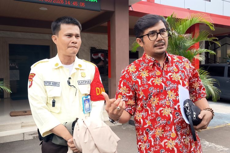 Kisah Fiktor, dari Bersujud di Bundaran HI hingga Diperiksa Propam