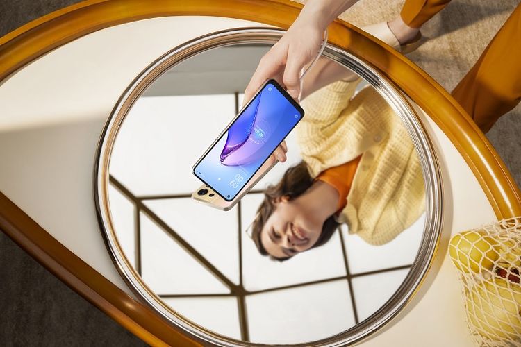 Smartphone Oppo Reno8 5G yang punya tampilan menarik (Dok. Oppo Indonesia)