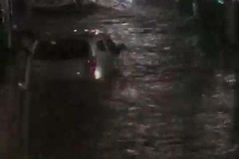 Hujan Deras, Soreang Bandung Dilanda Banjir Setinggi 1,5 Meter