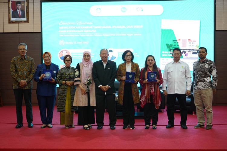 Satgas Pencegahan dan Penanganan Kekerasan Seksual Satgas PPKS UNJ menggelar seminar nasional ?Mewujudkan Kampus yang Aman, Nyaman, dan Bebas dari Kekerasan Seksual di Kampus A UNJ, Jakarta (12/6/2023).

