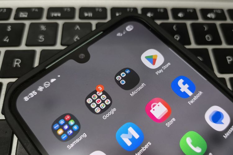 Aplikasi Google Play Store di ponsel Android.
