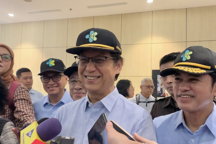 Menteri Kesehatan (Menkes) RI Budi Gunadi Sadikin saat ditemui di Kantor Kemenkes, Jakarta Selatan, Rabu (12/11/2025).