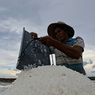 Petani Garam Sumenep Terjebak Ketidakpastian, Cuaca Tak Menentu, Harga Ditentukan Pabrik