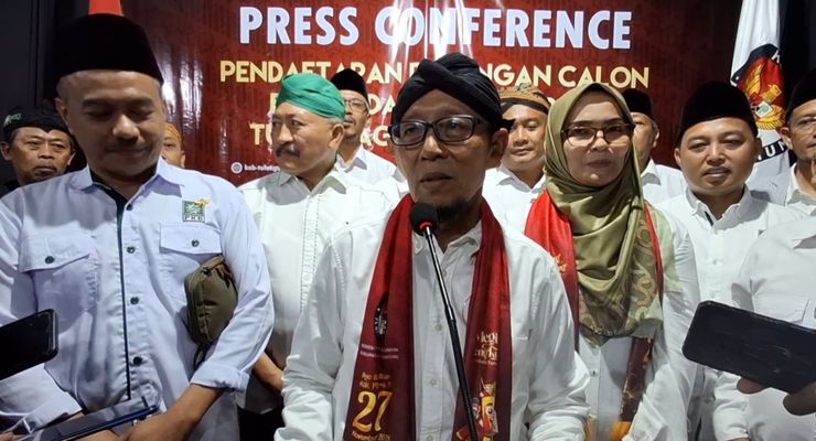 Alasan Budi Setijahadi-Susilwati Mendaftar ke KPU Tulungagung pada Kamis Malam, Masuk Jumat Wage Punya Makna "Sabdo Ratu"