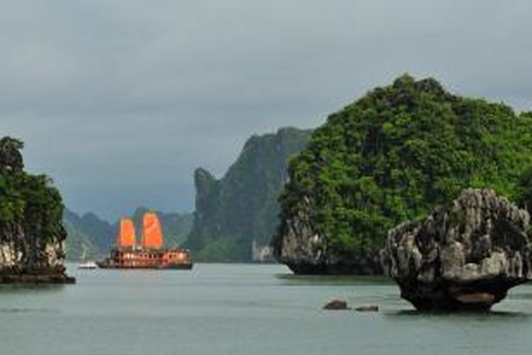 Ha Long Bay di Vietnam