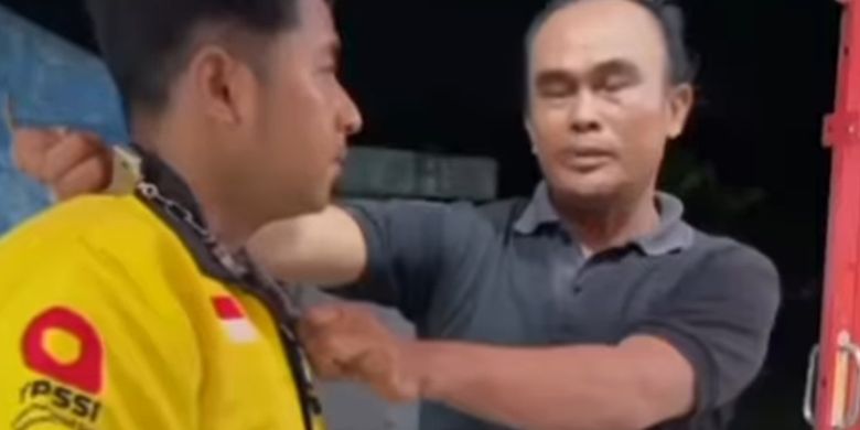 Viral, Video Pengemudi Ojol di Banjarbaru Dicekik Petugas Keamanan dengan Borgol Saat Menerima Pesanan di Restoran