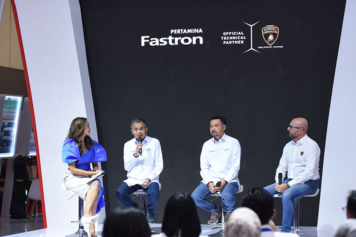 Direktur Utama Pertamina Lubricants Werry Prayogi memberikan sambutan dan penjelasan singkat kerja sama di acara Press Conference Renewal Partnership antara Pertamina Lubricants dan Lamborghini Squadra Corse di ICE BSD, Sabtu (12/8/2023).