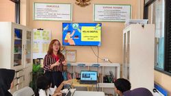 Sitta Alia, Pustakawan Perempuan Penjaga Api Literasi di Kabupaten Bogor