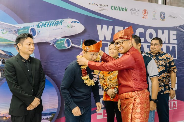 PT Bandara Internasional Batam (BIB), pengelolah Bandara Internasional Hang Nadim Batam, Kepulauan Riau, hari ini, Minggu (21/1/2024) meresmikan rute baru penerbangan Internasional Charter Flight Batam - Kunming China - Batam.