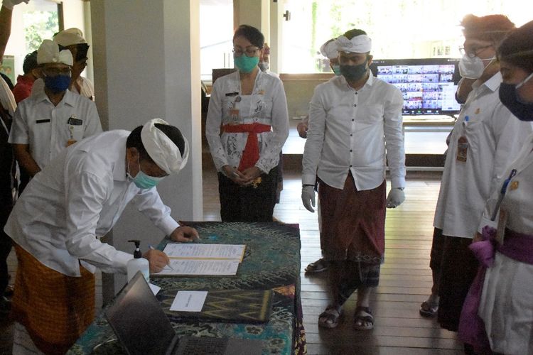 Pelantikan PNS di Kota Denpasar secara teleconference