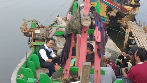 Temui Nelayan di Tangerang, Anies: Berangkat-Pulang Kena Pajak, Kapan Bisa Makmur?