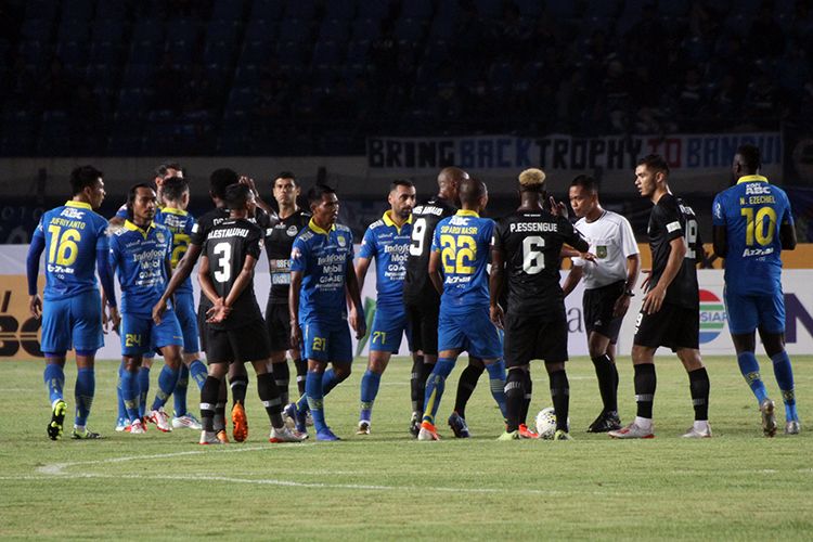 Pertandingan Persib Vs Tira-Persikabo pada putaran pertama Liga 1 2019.