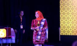 Pesona Kain Tajung Asal Sumatera Selatan Dipamerkan pada Festival6