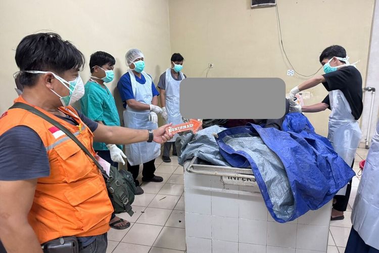 Hendak Mandi, Warga Muara Enim Kaget Temukan Mayat Tersangkut di Sungai