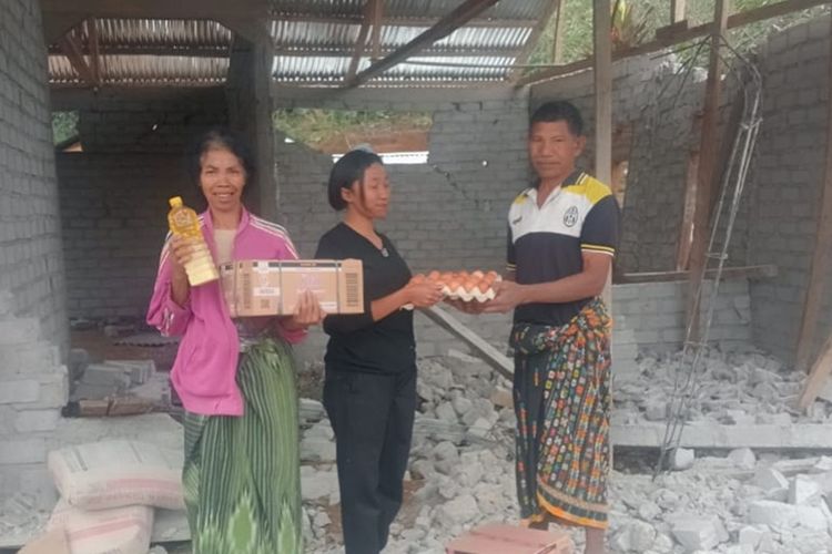 Dari Lampu Merah Makassar, Bantuan Mahasiswa Manggarai Sampai ke Korban Gempa Flores