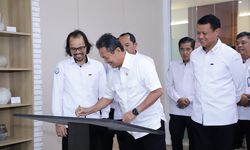 Resmikan Media Center Kementerian KP, Menteri Trenggono: Disiapkan sebagai Bentuk Keterbukaan Informasi