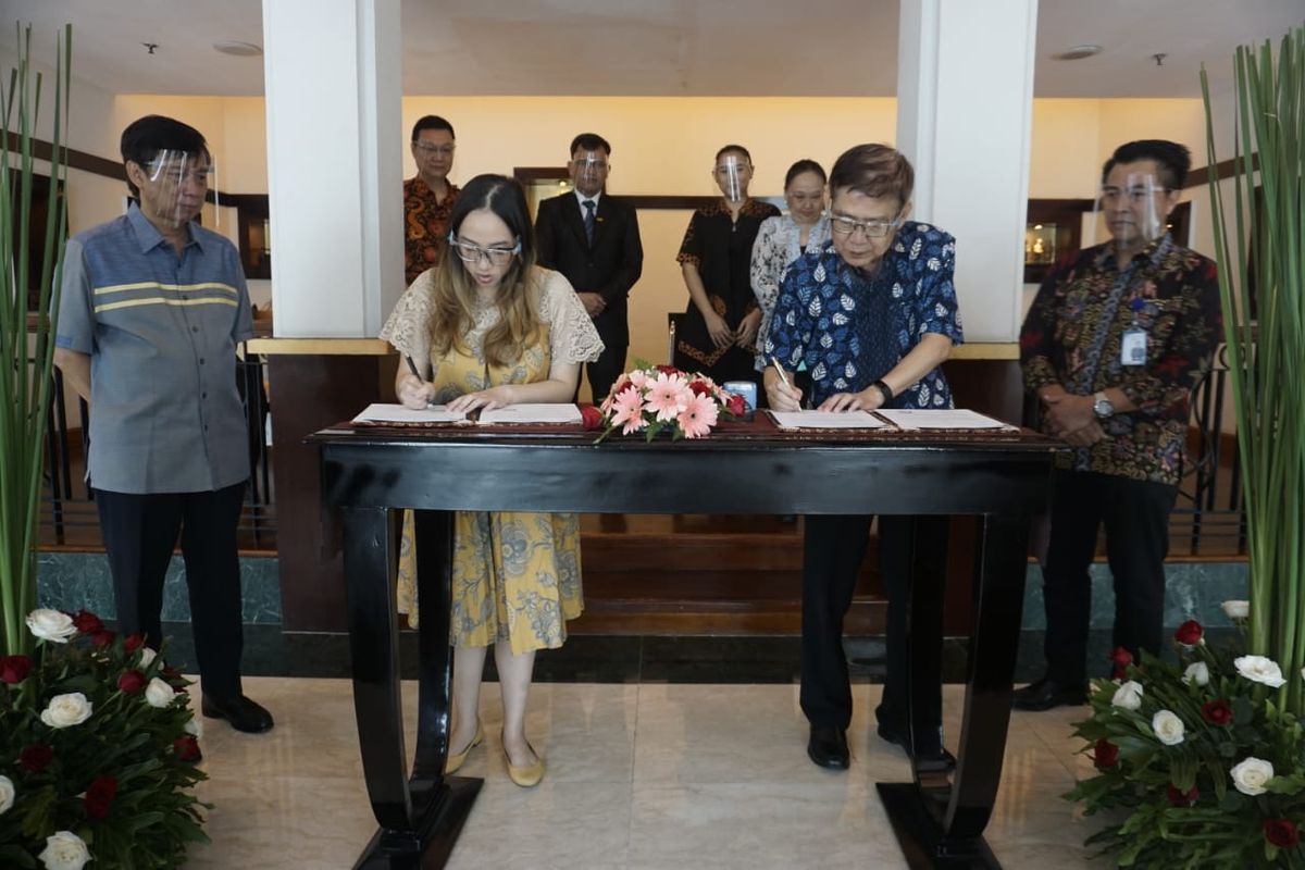 Perjanjian kerja sama proyek Hotel Santika Linggarjati-Kuningan, Rabu (15/7/2020).