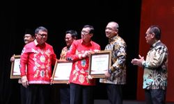Siapkan Lahan Hibah untuk Bangun Lapas, Bupati Tangerang Dapat Penghargaan dari Menkumham