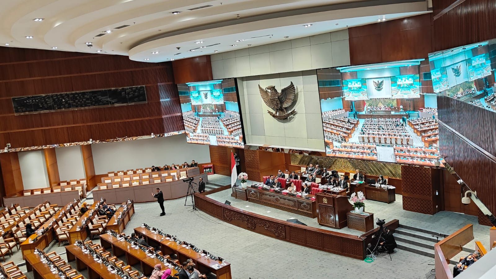 Rapat Paripurna Setujui Revisi UU Pilkada Jadi Usul Inisiatif DPR