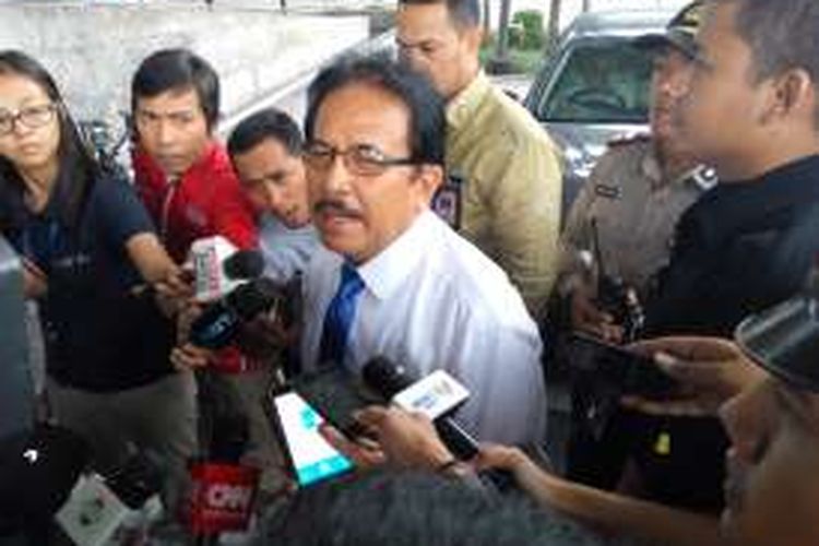 Menteri Agraria dan Tata Ruang Indonesia Sofyan Djalil menyambangi gedung Komisi Pemberantasan Korupsi, di Jalan HR Rasuna Said, Jakarta Selatan, Jumat (23/9/2016) Siang.