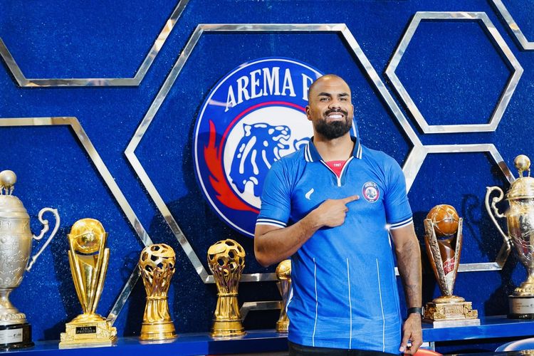 Arema FC Butuh Bek, Pilihan Jatuh kepada Thales Lira