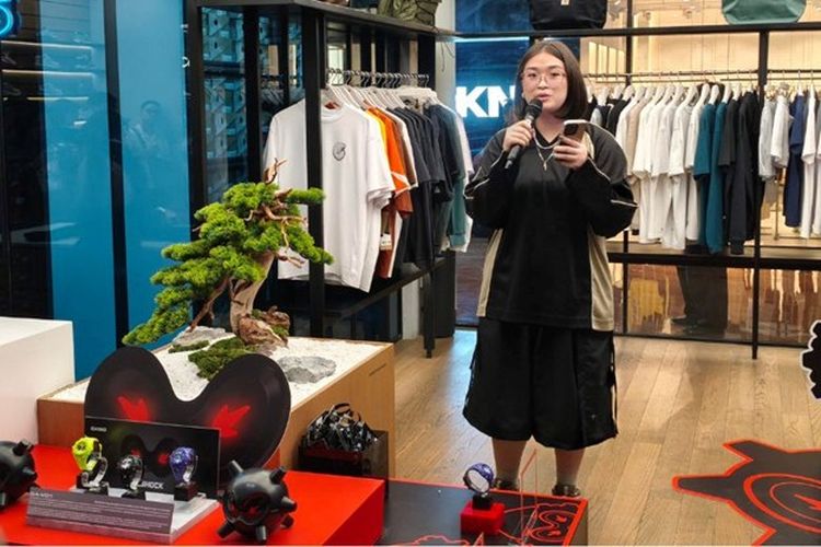 Asisten Manajer Marketing dan Komunikasi Casio Indonesia Shella Loo.