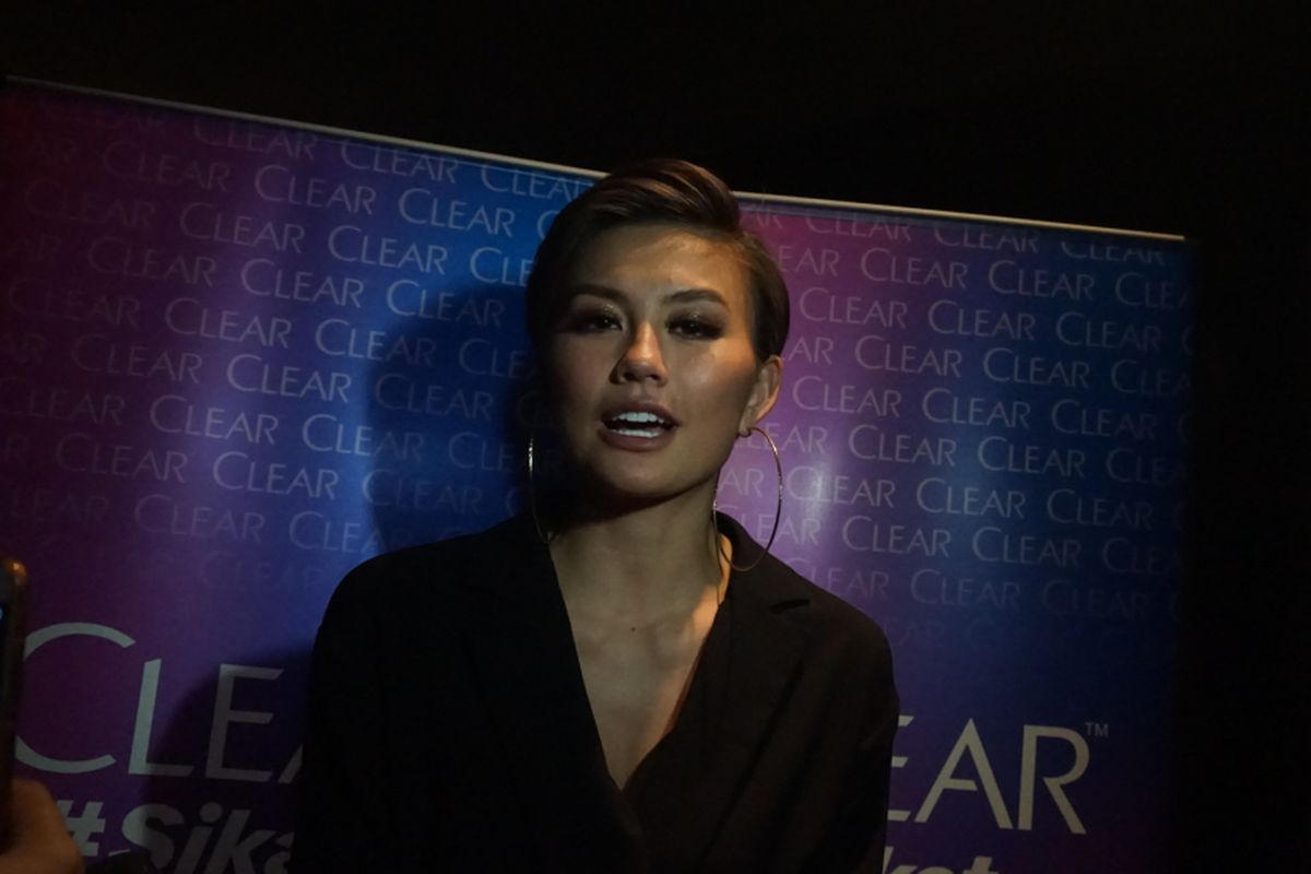 Agnez Mo saat ditemui dalam sebuah private party salah satu produk perawatan rambut di SCBD, Senayan, Jakarta Selatan, Jumat (21/9/2018).