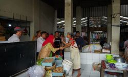 Pasar Genuk Sepi karena Pedagang Berjualan di Pinggir Jalan, Mbak Ita: Akan Kami Tata Ulang