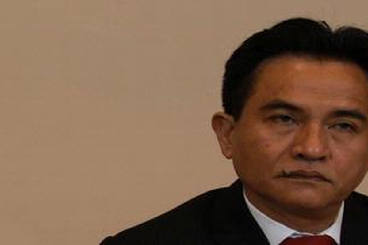 Yusril Izha Mahendra