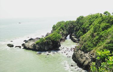 Melihat Panorama Indah di Tanjung Karang Pengantin Kebumen