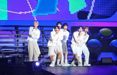 Penampilan NCT WISH di konser 2025 NCT WISH ASIA TOUR LOG in Jakarta, Sabtu (31/5/2025).