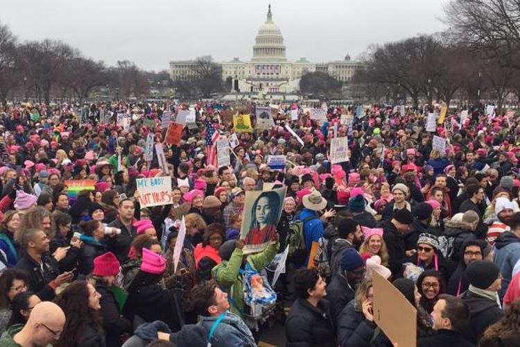 Ratusan ribu demonstran memadati Washington DC dalam demonstrasi 