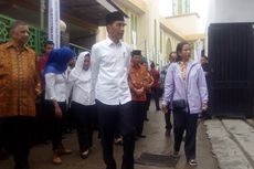 Di Bekasi, Jokowi Belanja Keripik Ceker hingga Sambal 