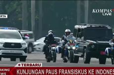 Tinggalkan Kedubes Vatikan, Paus Fransiskus Bergerak Menuju Istana