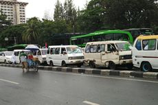 Massa Bubar, Arus Lalin di Jalan Medan Merdeka Timur Tidak Bergerak