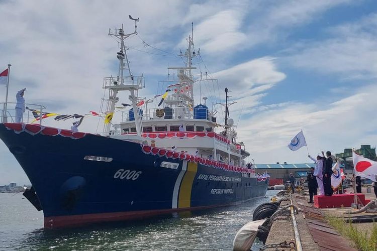 Kapal Pengawas KP ORCA 06 yang sebelumnya bernama Shirahagi Maru ini akan memperkuat pengawasan di WPP 711 Laut Natuna Utara, Kabupaten Natuna, Kepulauan Riau (Kepri). 