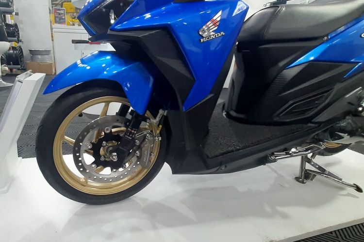 Modifikasi Vario 125 2017 dengan pelek Chemco ARW 01.