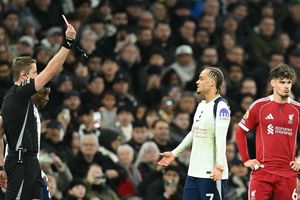 Hasil Tottenham Vs Liverpool 1-2: Diwarnai 2 Kartu Merah, The Reds Amankan 3 Poin Tandang