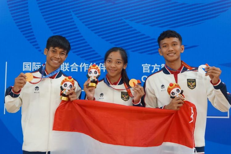 Timnas Wushu Indonesia bentukan Pengurus Besar Wushu Indonesia (PB WI) pimpinan Airlangga Hartarto sukses menyumbangkan 4 medali emas dan 3 perak bagi Kontingen Indonesia pada The FISU World University Games 2023 Chengdu.
