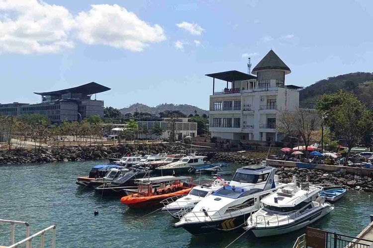 Gelombang Tinggi, Pelayaran ke Pulau Komodo dan Padar Ditutup Hingga 10 Agustus
