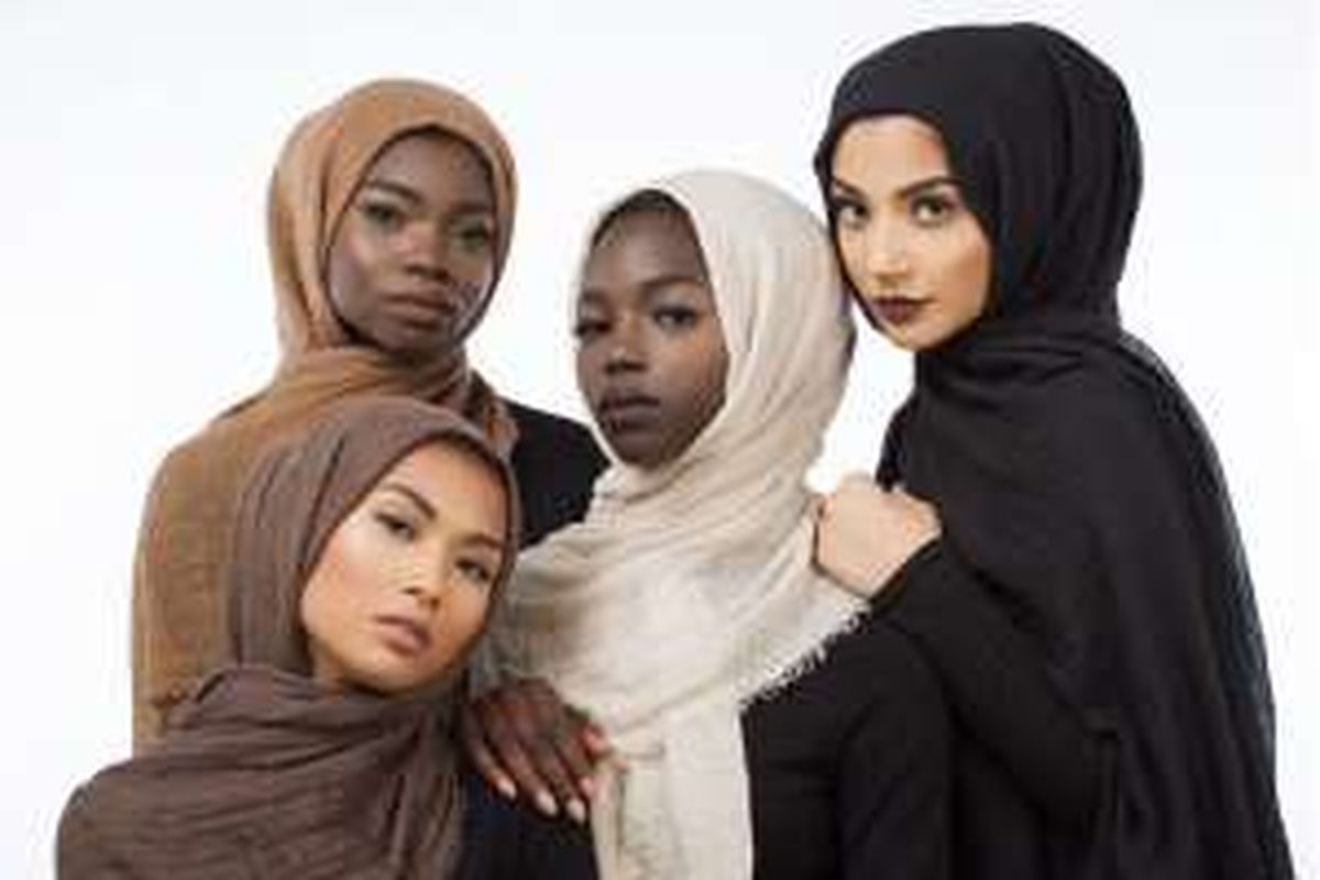 Koleksi hijab Skin oleh Habiba Da Silva