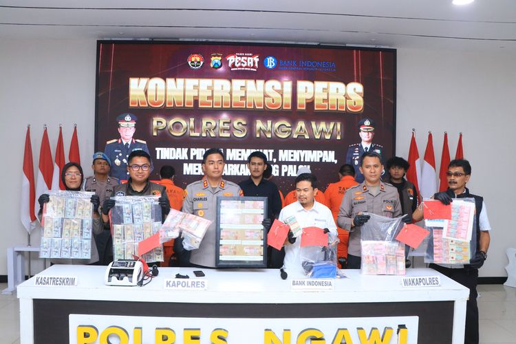Edarkan Uang Palsu Antar-provinsi, 2 Kades di Ngawi Ditangkap Polisi