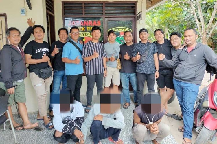 Polisi berhasil menangkap tiga remaja pengeroyok polisi di Balikpapan